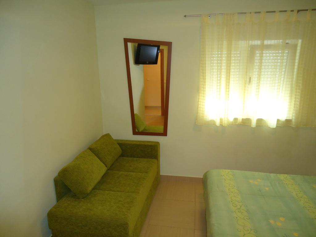 Villa Grgo Apartments Тучепи Номер фото